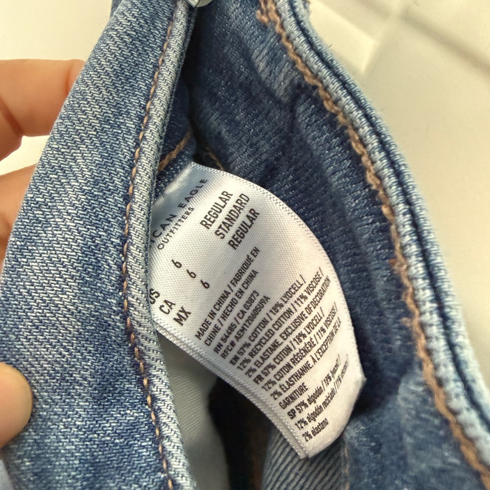 American Eagle Outfitters Light Blue Denim Pants - Picture 3 of 4